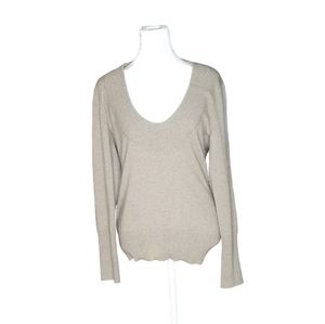 Adrienne Vittadini 100 % cashmere sweater. Excellent Condition. Size M.  Brown